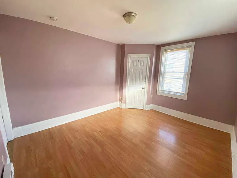 1833 W Rockland St #2 — Photo 7
