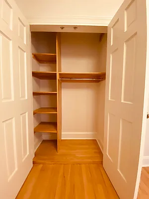 Rented by Metropolis Real Estate of Manhattan | media 19