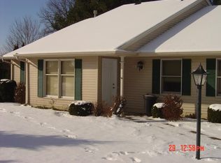 1811 College Manor Dr APT D, Goshen, IN 46526