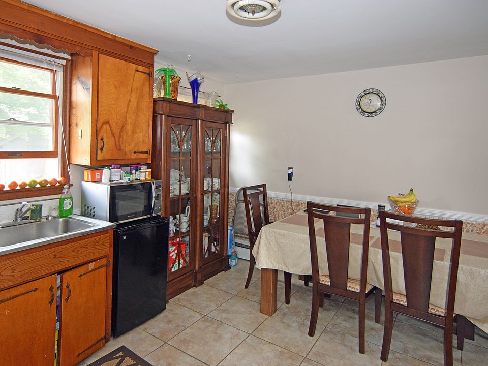 18 Center St Bernardsville, NJ, 07924 Apartments for Rent Zillow