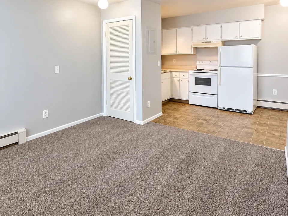 1017 Legrand Dr #1