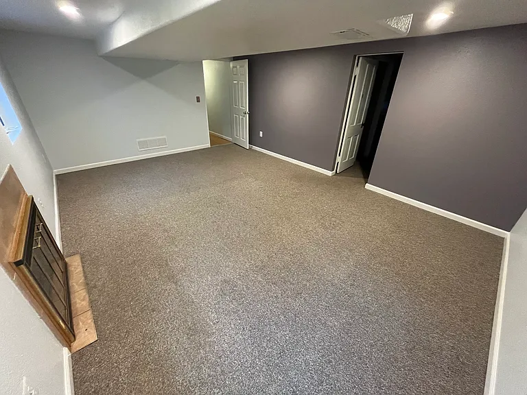 2129 S Fox St — Photo 12