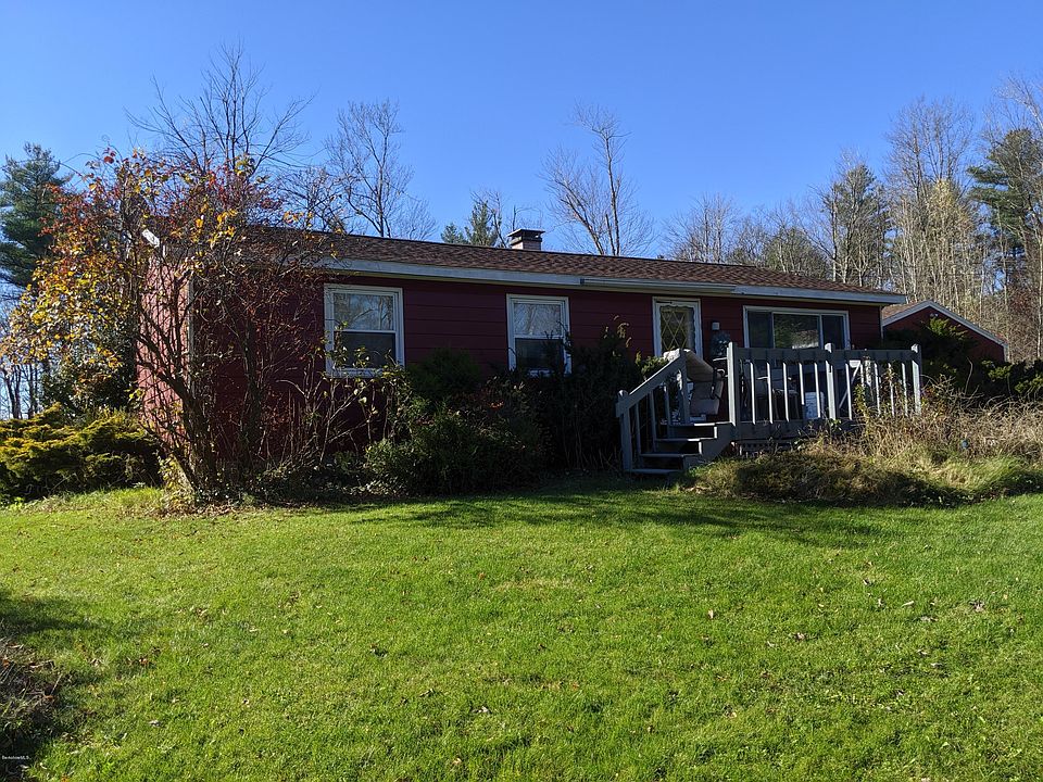 2nd image of 98 Werden Rd