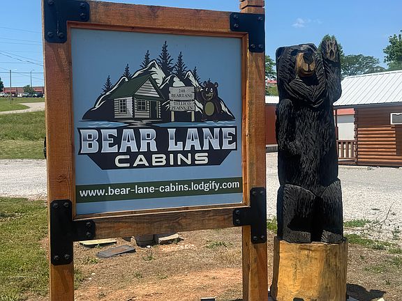 5th image of 240 Bear Ln #4