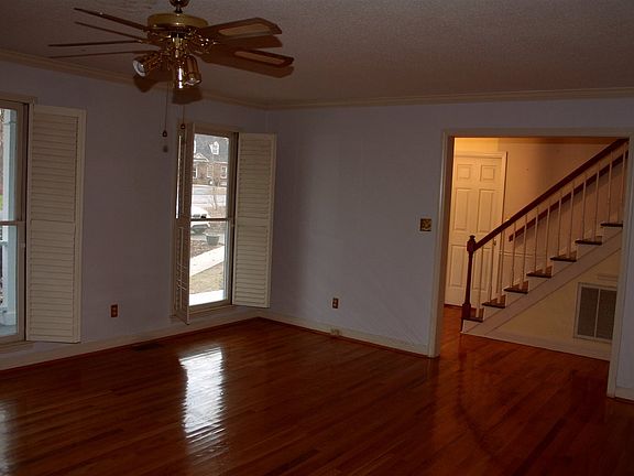 5th image of 2310 Deerfield Way