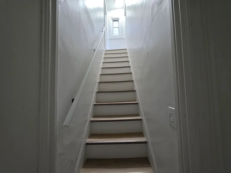 1936 Lowrie St #2 — Photo 10