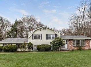 274 Horse Pond Rd, Madison, CT 06443