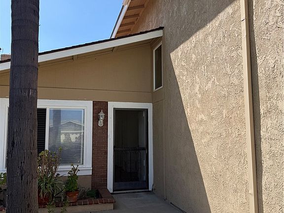 2nd image of 3916 Yellowstone Cir