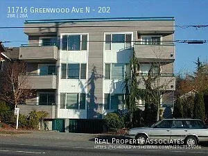 Greenwood Apartment — Photo 1