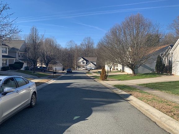 4th image of 8332 Carolina Laurel Ct