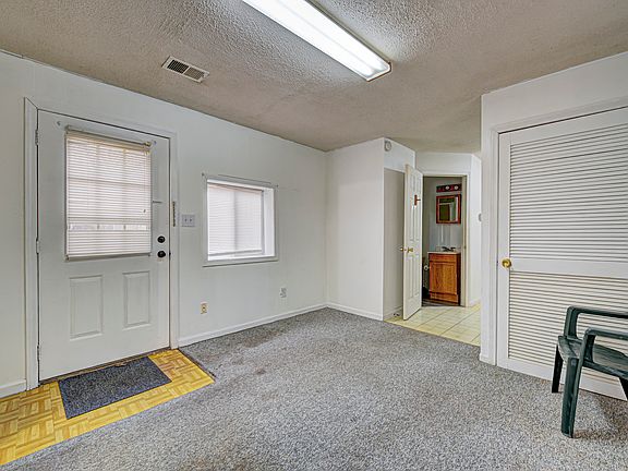 3rd image of 4841 E Terrace Ave