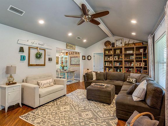 4th image of 6634 Davis Dr