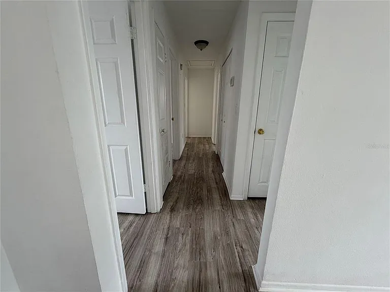 1767 Valencia Ave — Photo 24