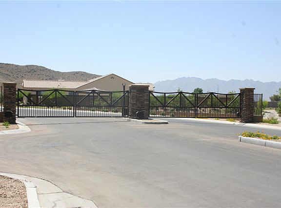 3rd image of 4611 W Lodge Dr
