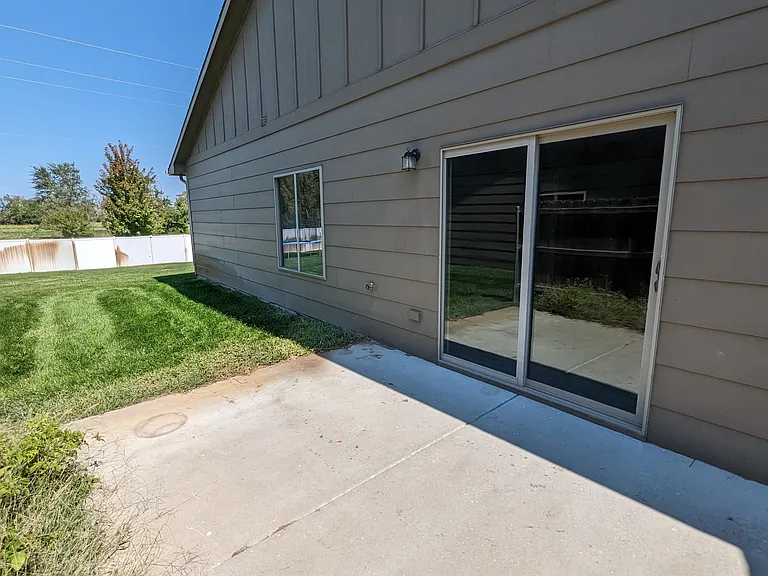 3348 E Sunflower Dr — Photo 11