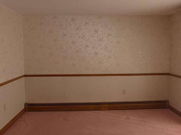 5th image of 10 Newton Dr