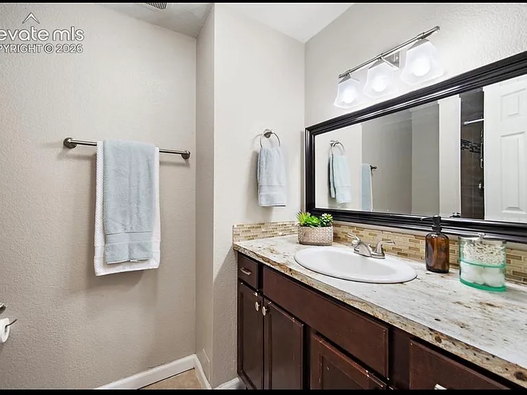 3076 Oro Blanco Dr — Photo 36