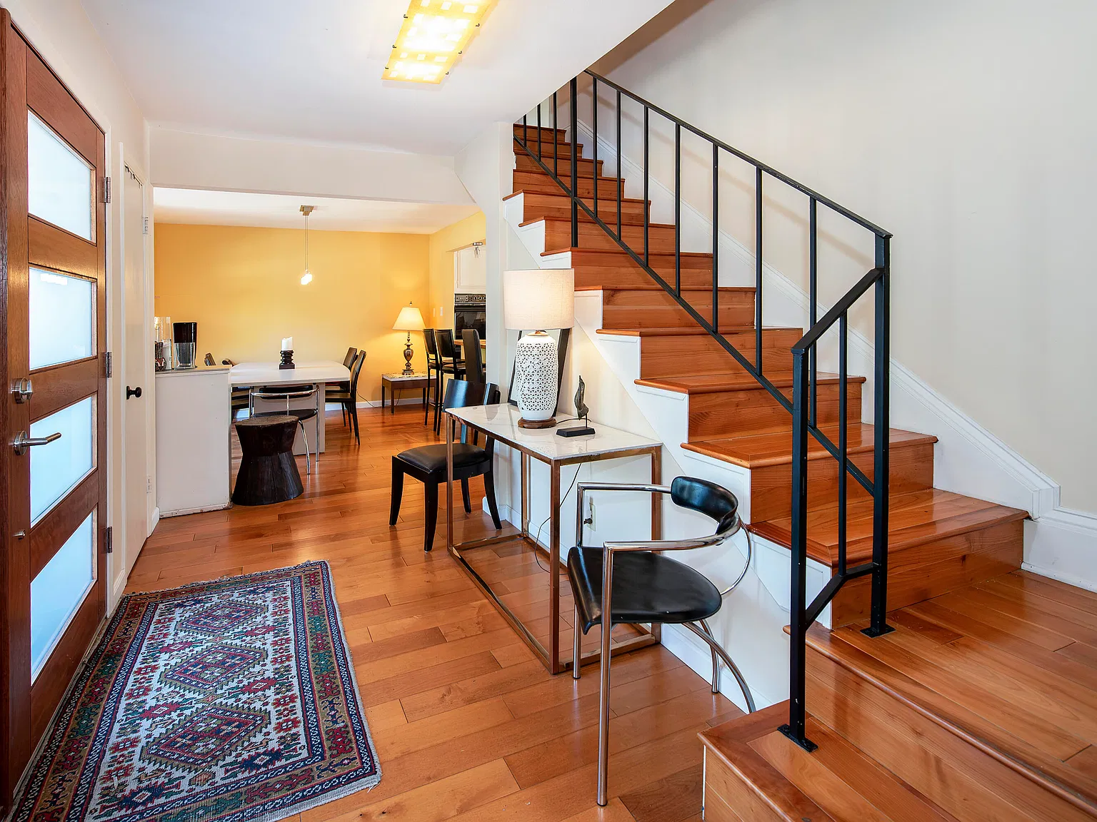5 bed, 3.5 bath, 2712 sqft, $8,000 — Photo 3