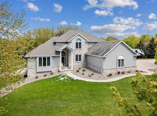 W5432 Faro Springs Rd, HILBERT, WI 54129