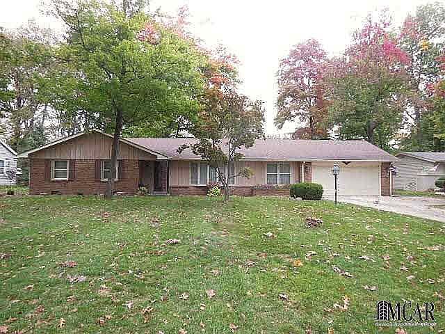 1st image of 3404 Deepwood Dr