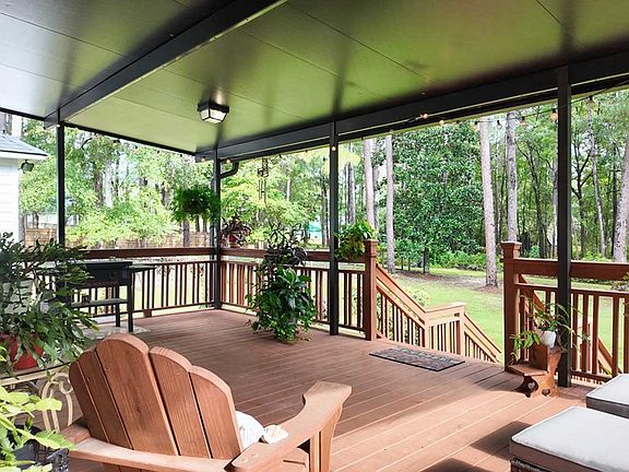 3rd image of 103 Plantation Ln