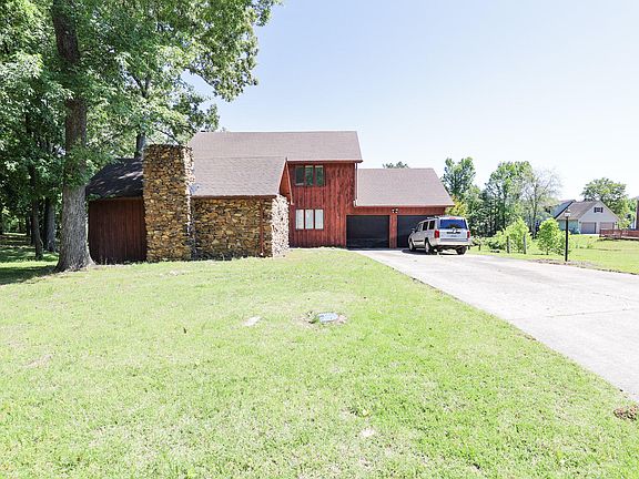 2nd image of 329 Carson Way