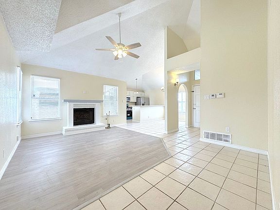 4th image of 4625 Loma De Arena Ct