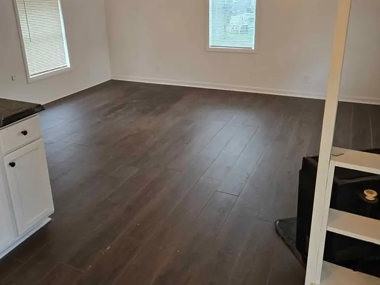 4425 Central St — Photo 6
