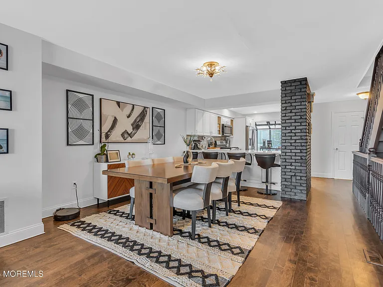 165 Riddle Ave #9 — Photo 15