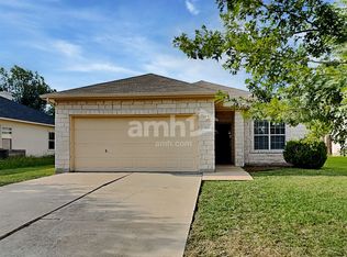 202 Almquist St, Hutto, TX 78634