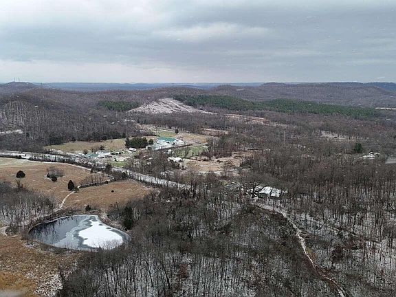 5th image of 173 Easterday Rd #173