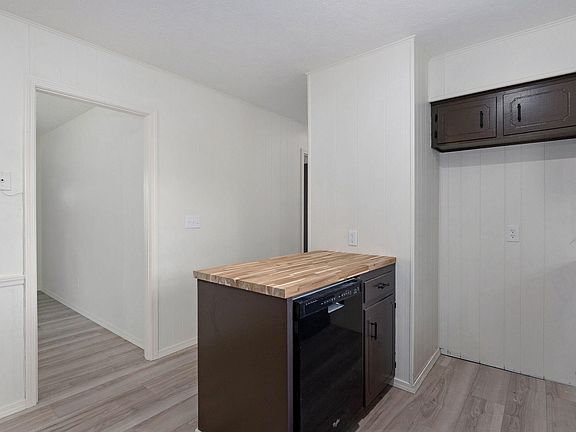 5th image of 2316 W Page Street