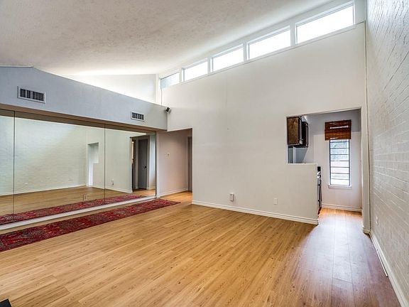 5th image of 3626 Routh St