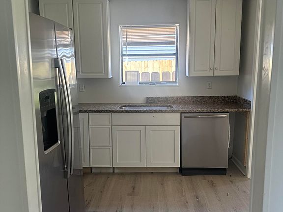 3rd image of 1380 Wilson Ave SE