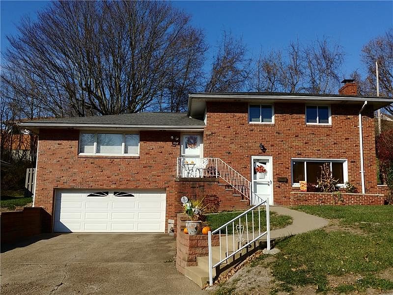 1st image of 402 Willow Ave