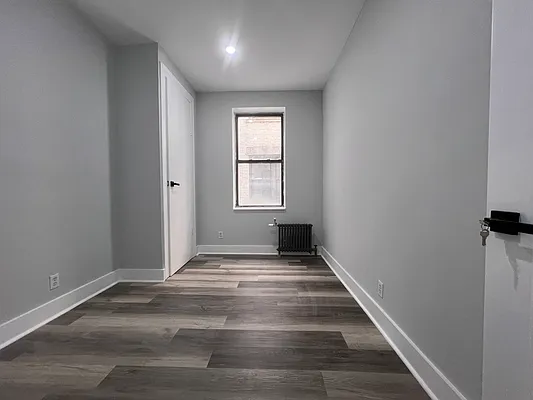 Rented by Keller Williams NYC | media 28