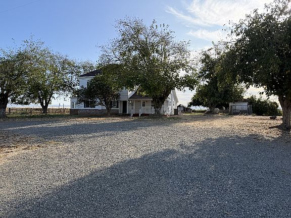4th image of 3994 Erle Rd #A