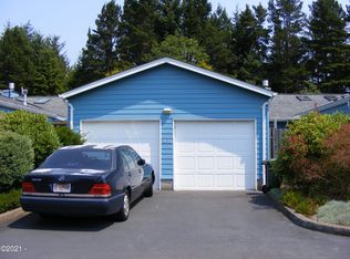86 NW 33rd Pl UNIT B, Newport, OR 97365