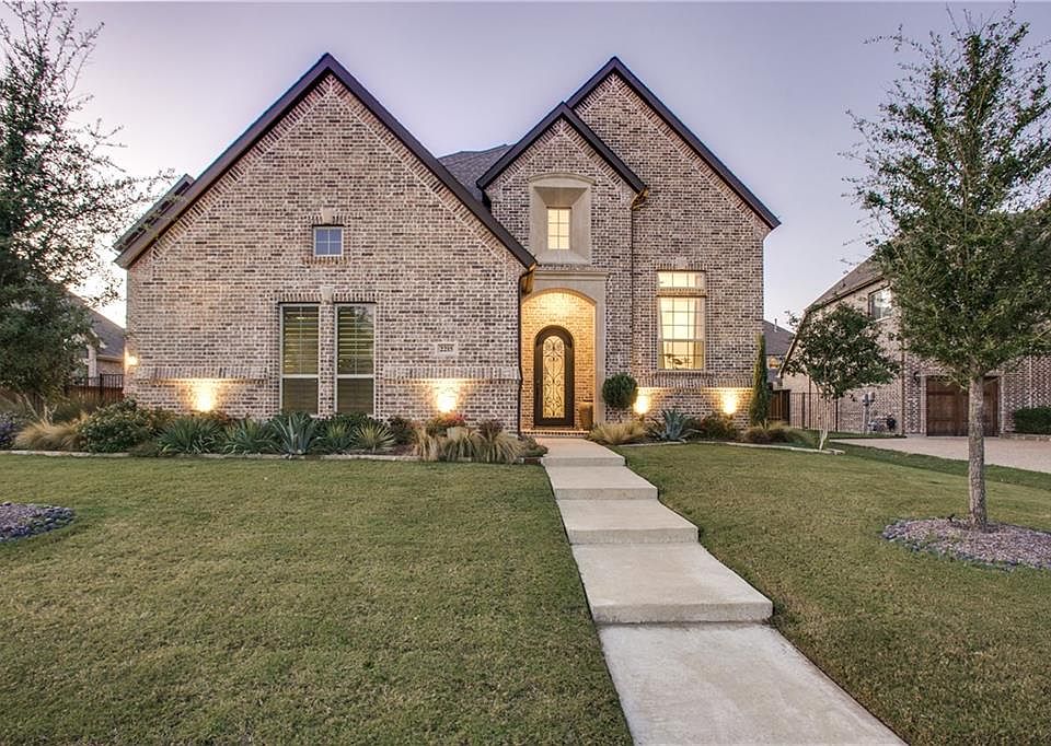 1st image of 2215 Greenan Dr