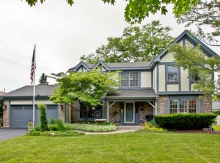 6139 Indian Trail Rd, Gurnee, IL 60031