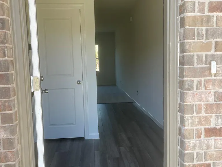 622 Delaware Ave — Photo 12
