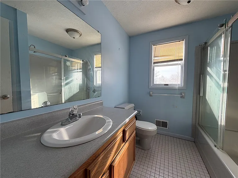 598 Bram Hall Dr — Photo 11