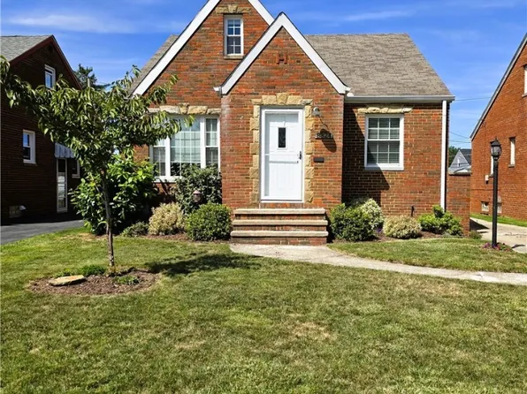 8324 Ackley Rd, Parma, OH 44129