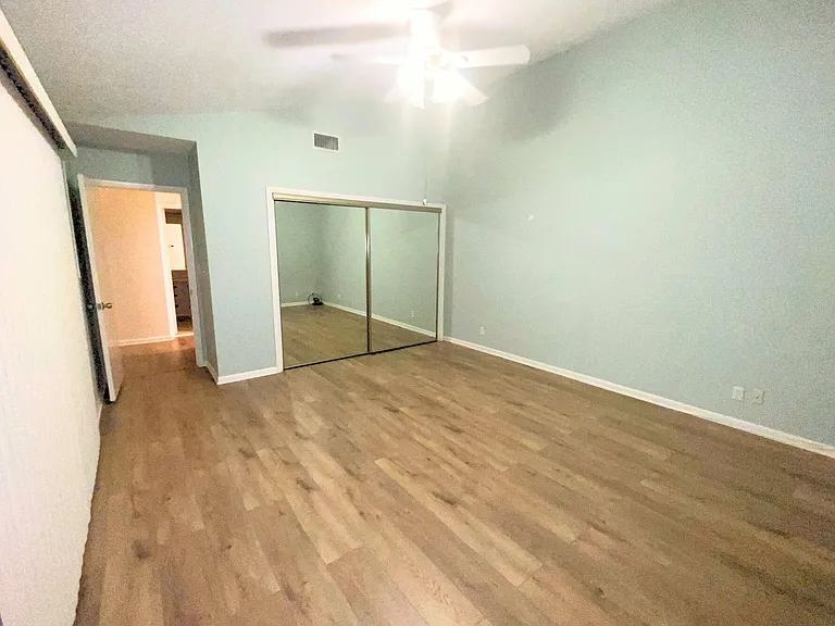 7382 SE Jamestown Ter — Photo 41