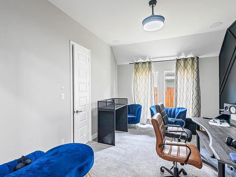2711 Sylvan Birch Trl — Photo 13
