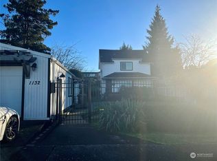 1132 N 28th St, Tacoma, WA