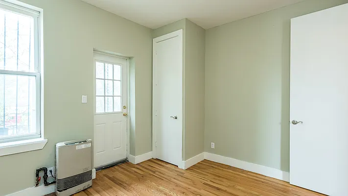 Rented by Nooklyn NYC LLC | media 10