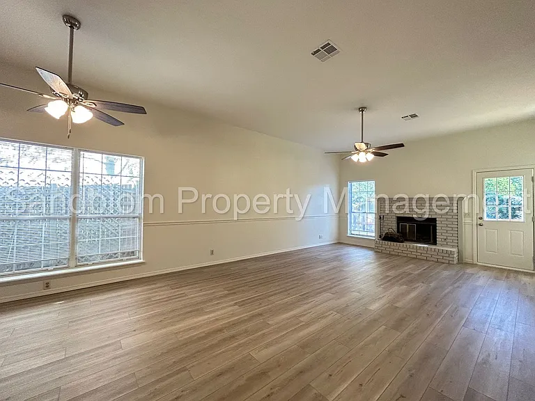 8928 E 87th Pl — Photo 7