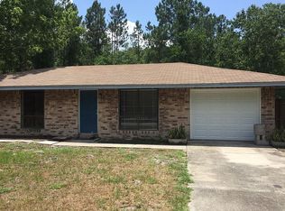 211 Harbor Dr, Palatka, FL 32177