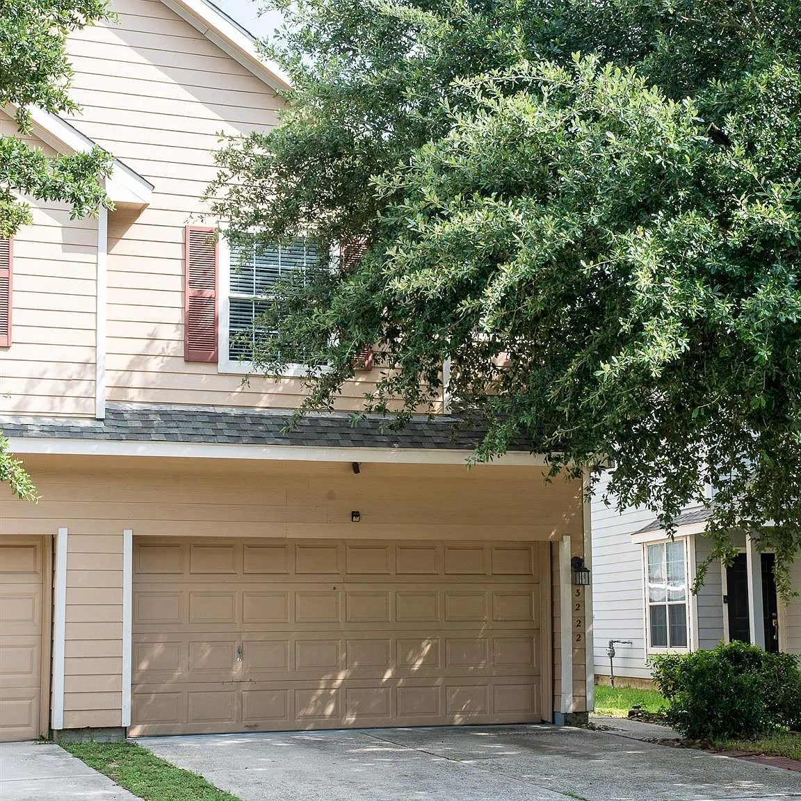 2 bed, 2.0 bath, $1,350 — Photo 1